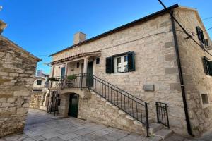 Mikula and Cvita stone house, Split