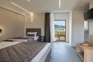 Rodon Garden 2 Apartments, Sarti