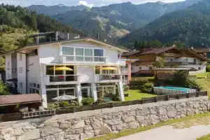 Waldhaus II Apartments, Mayrhofen