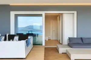 Skylake Penthouse by Impero House, Stresa