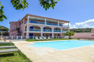 Cozy Apartment In With Wifi, Propriano