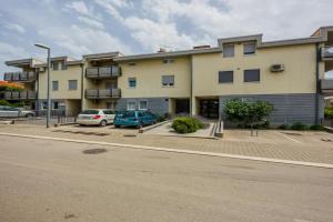 Apartments with parking space, Kastela - 18812, Kastel Stari