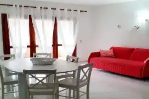 Appartamento Oltremare davanti spiaggia Apartments, La Maddalena