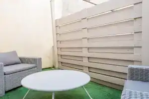Studio en Duplex-Aircon-Terrasse-Parking-Calme, Bordeaux
