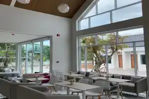 Busaba Bella Hotel, Sichon