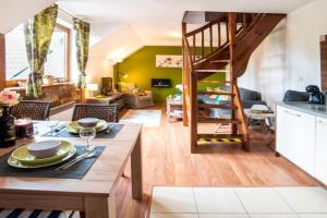 Apartman TULANIE 62 Kamzik 2 IZBOVY Mezonet Deluxe parkovanie v podzemnej garáži ZDARMA, Donovaly