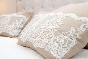 La luce nel pozzo Apartments, Pulsano