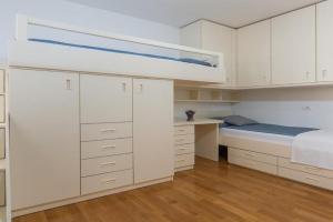 Apartment Melarnian near the Beach in, Umag
