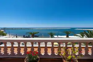 sidestory Apartments, Limenaria