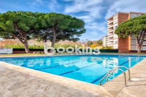 Vall de ribes Apartament per 4 persones amb piscina comunitària, a prop de Port d'Aro, Platja d'Aro