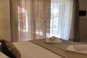 Odegos Mono & Trilo Mini-hotel, Torre Dell'Orso