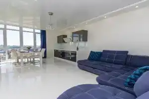 Nikira apartment 539 Obolonskaya naberezhnaya, Kiev