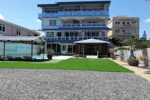 Reviva Residence Apartments, Pointe d'Esny