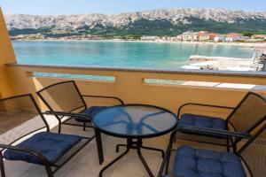 Apartment Jano, Baska
