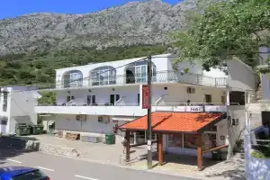 Apartments by the sea Zivogosce - Porat, Makarska - 18218, Drasnice