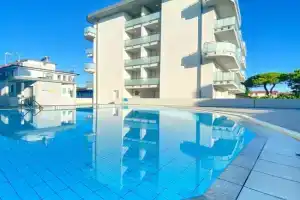 RESIDENCE TRILOCALE CON PISCINA - Agenzia Cocal Apartments, Caorle