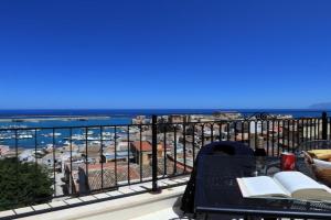 Sicilia Ovest - Sea View Terrace Dolce Vita Apartments, Castellammare del Golfo