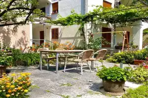 Garden House, Budva