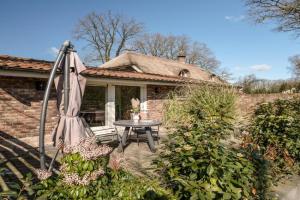 Overnachting Vanjewelste - Rustig Tiny House in het groen, Enschede