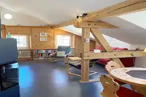 Alpenstil - 60m2 Dachstockwohnung mit Garage - BM186 Apartments, Pontresina