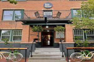 Leland House Suites of, Durango