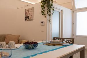 CASA ELISA, Monopoli