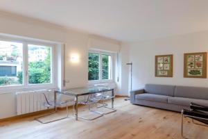 JOIVY Family Apt for 6, in Santa Margherita near Beach Apartments, Rapallo