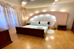 Vidovi apartamenti z dzhakuzi v samomu tsentri, Dnipropetrovsk