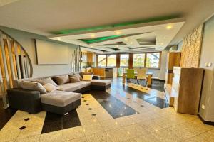 Bem Apartman, Debrecen