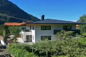 Apart Lisa, Mayrhofen