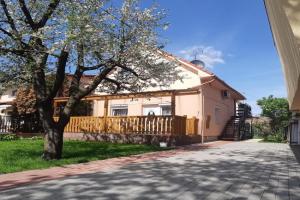 Rózsa Apartment, Hajduszoboszlo