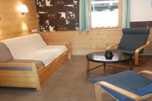 Appart Pointe de Nyon Centre 4 à 5 pers calme jardin vue parking Apartments, Morzine