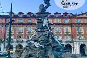 SWEET APT Piazza Statuto 9 Deluxe NEL PIENO CENTRO DI Apartments, Torino