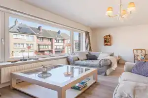 Spacious, warm and updated Home w parking & garden Apartments, Bredene