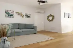 ALBAmare Apartments, Trani