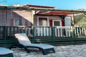 Family-friendly apartments with swimming pool, Biograd - 18980, Pakostane