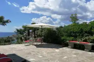 K&M Apartment, Malulji