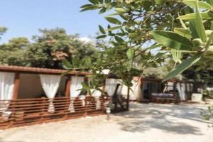 Mobile Home Cube - Peaceful Family Retreat Guest house, Biograd