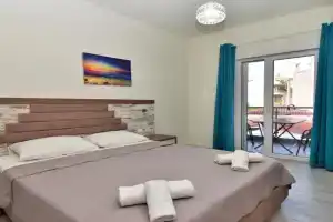 Apartments Miki, Polykhrono