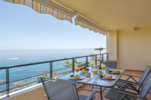 Sea Blue Apartment - Frente al Mar, Benalmadena