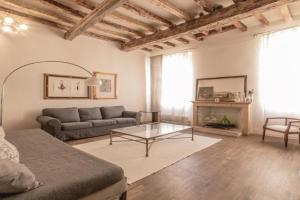 casa sangiacomo quattro, Modena