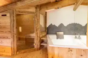 Lino Deluxe Suite Apartments, Borca di Cadore