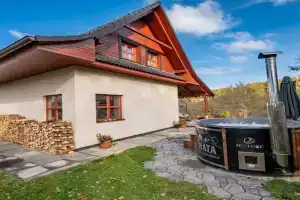 Chata nad lázeňským údolím Guest house, Luhacovice