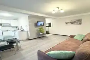 ARTAL Apartment on Obolonskyi Avenue 16, Kiev