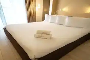 Lake Drive Rooms&Apartments, Tirana