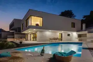 Seaside luxury villa with a swimming pool Zaostrog, Makarska - 19037, Podaca