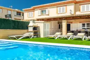 C329 Estrella Verde by Mallorca Villa Selection, Alcudia