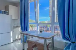Layt studiya Vokzal Harkov-Passazhirskiy Apartments, Kharkiv
