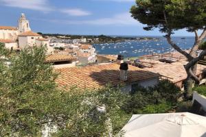 Apartamento con vistas al mar, Cadaques
