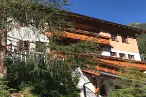 Haus am Steinbockzentrum Apartments, St. Leonhard im Pitztal